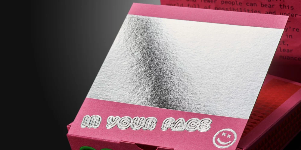 Offset Printing Excellence with Embellished Paper Surfaces